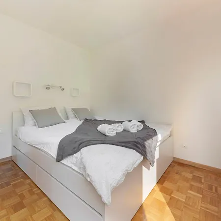 Apartma Angela Lubiana