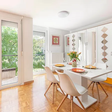 Apartma Angela ليوبليانا